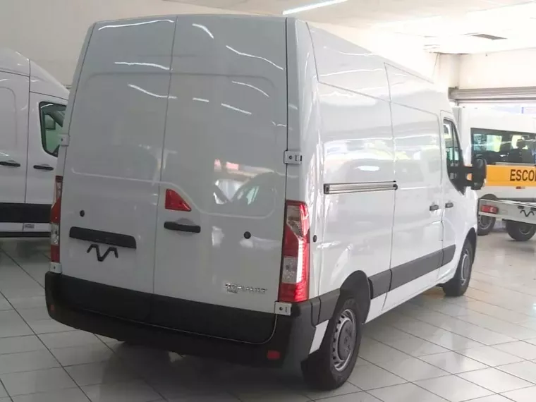 Renault Master Branco 6