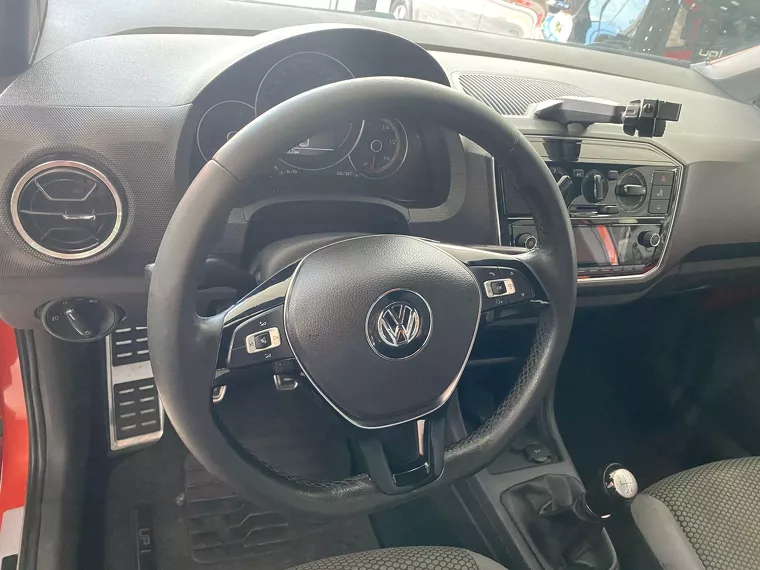 Volkswagen UP Laranja 5