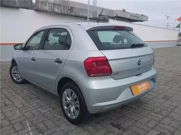 Volkswagen Gol Prata 4