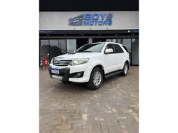 Toyota Hilux SW4