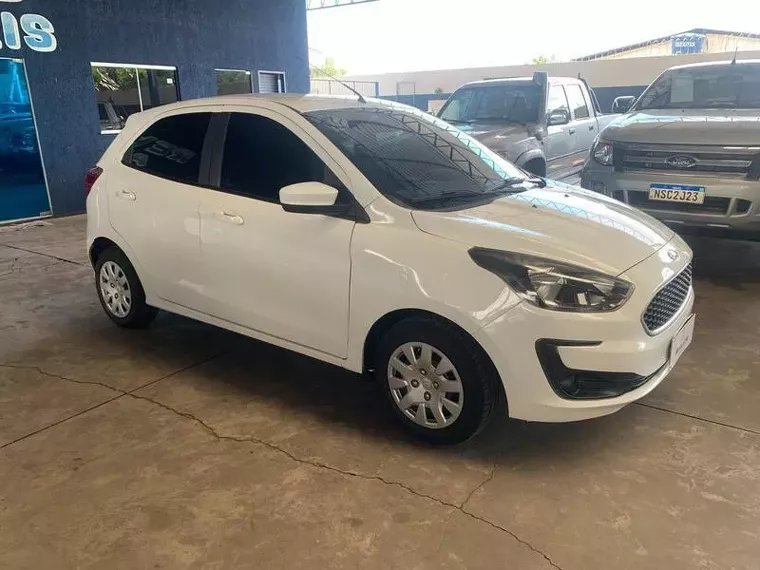 Ford KA Branco 4