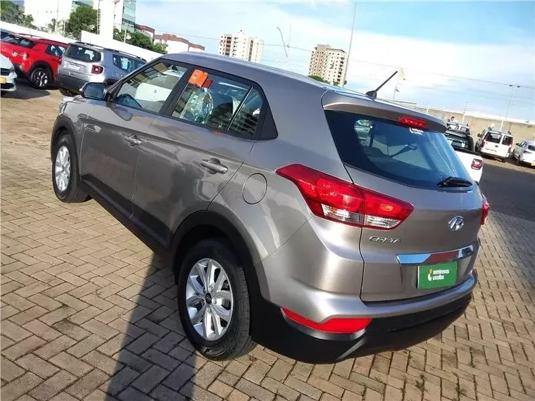 Hyundai Creta Prata 8