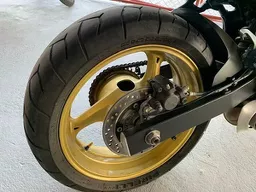 Suzuki GSR