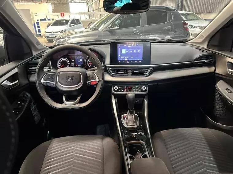 Fiat Fastback Cinza 1