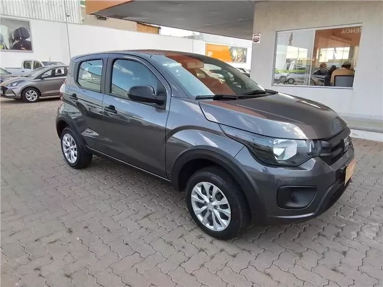 Fiat Mobi Prata 8