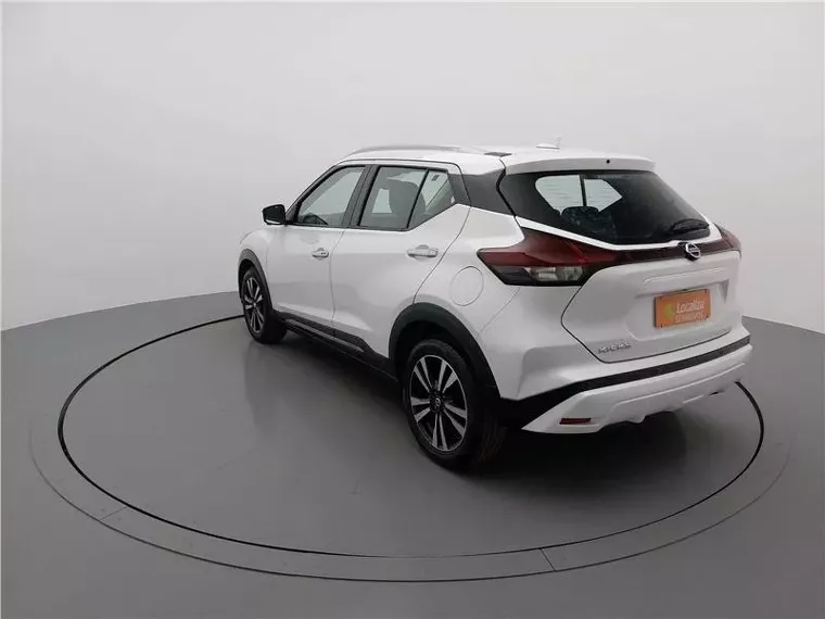 Nissan Kicks Branco 13