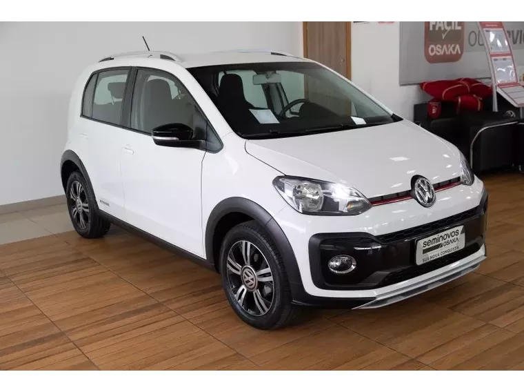 Volkswagen UP Branco 18