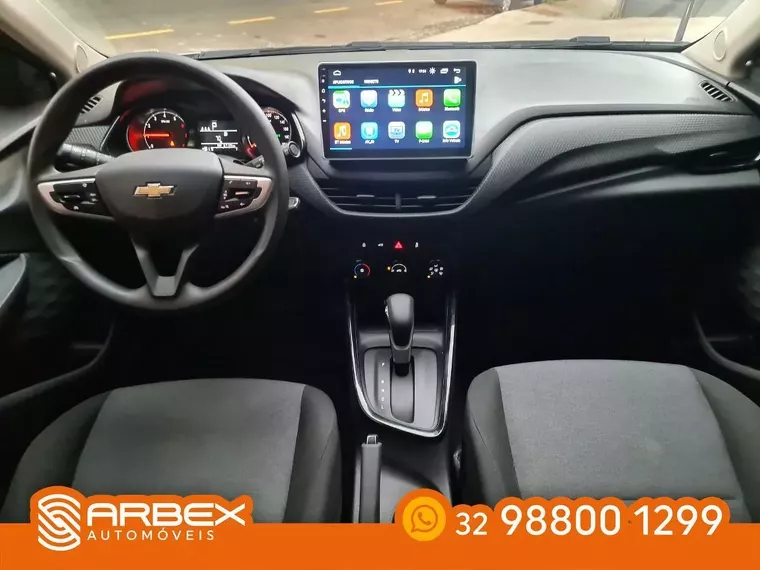 Chevrolet Onix Prata 10