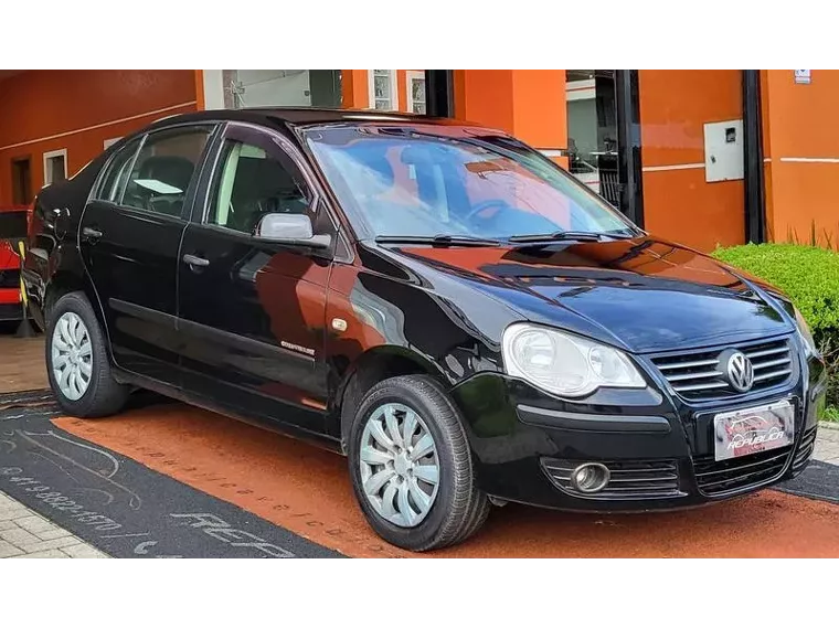 Volkswagen Polo Sedan Preto 7