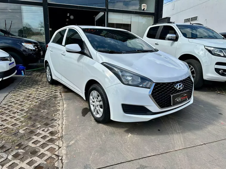 Hyundai HB20 Branco 4