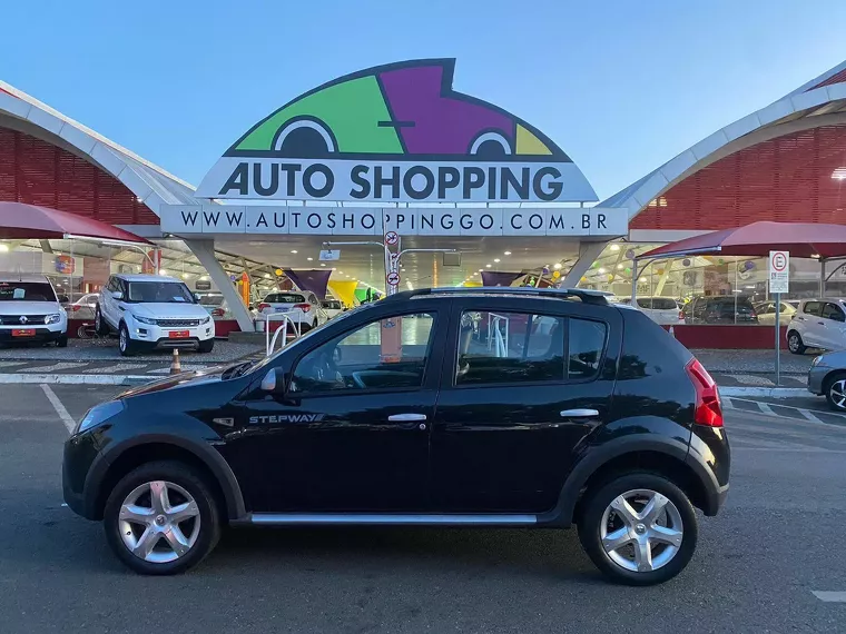 Renault Sandero Preto 11