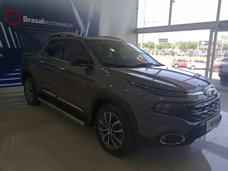 Fiat Toro Cinza 4