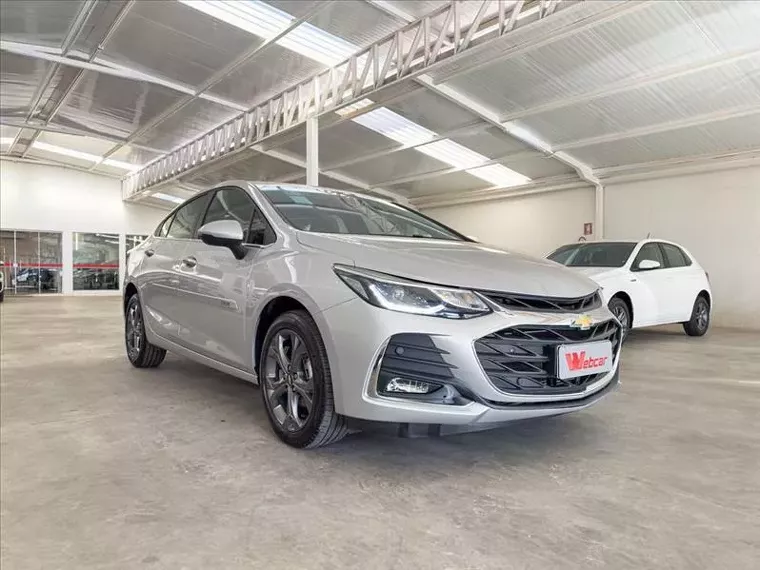 Chevrolet Cruze Prata 13