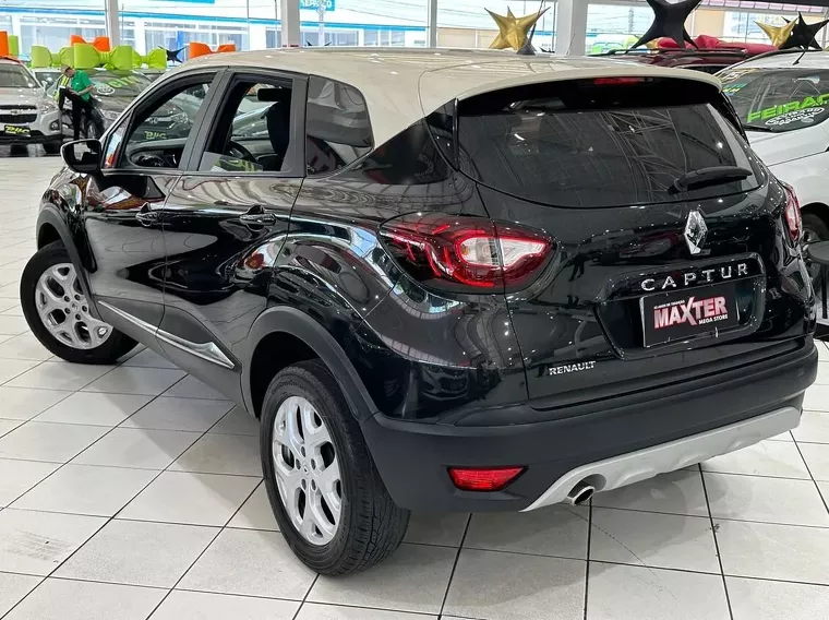 Renault Captur Preto 4