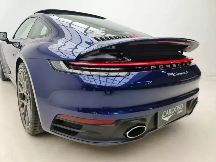 Porsche 911 Azul 10