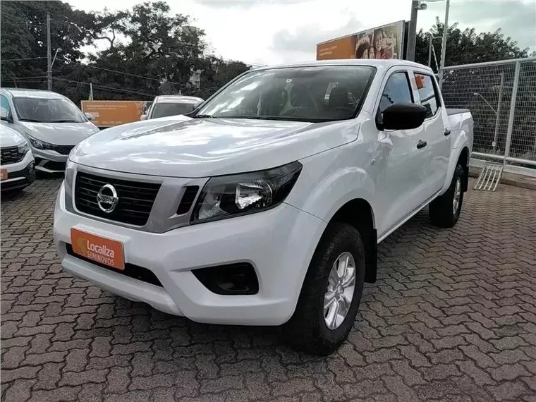 Nissan Frontier Branco 4