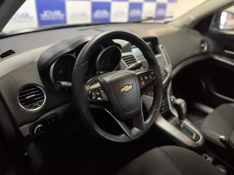 Chevrolet Cruze Preto 3