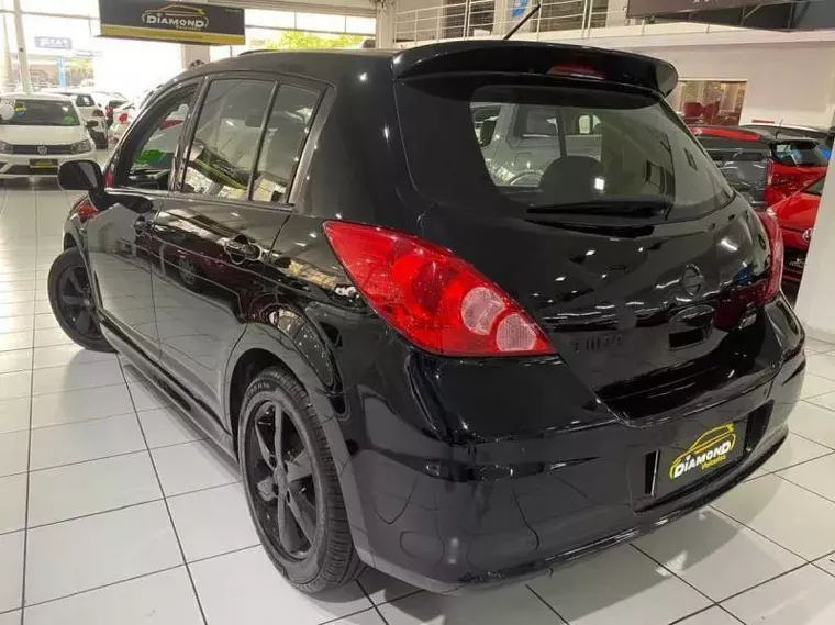 Nissan Tiida Preto 13