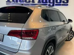Volkswagen Taos