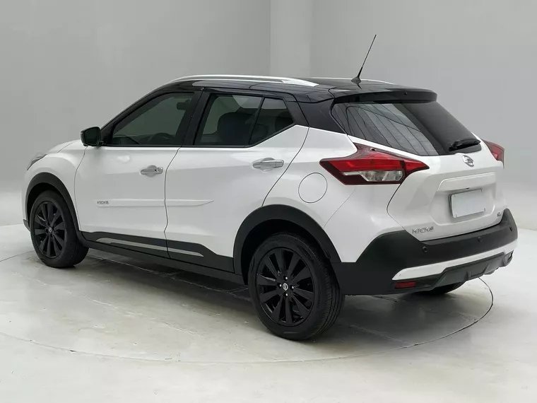 Nissan Kicks Branco 6