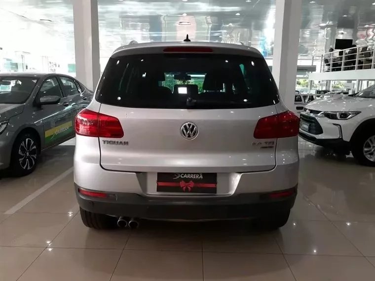 Volkswagen Tiguan Prata 5