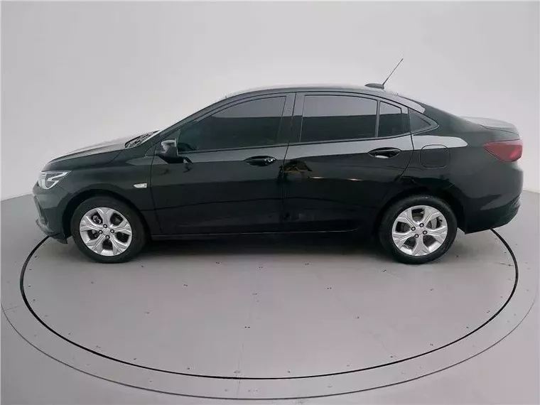 Chevrolet Onix Preto 2