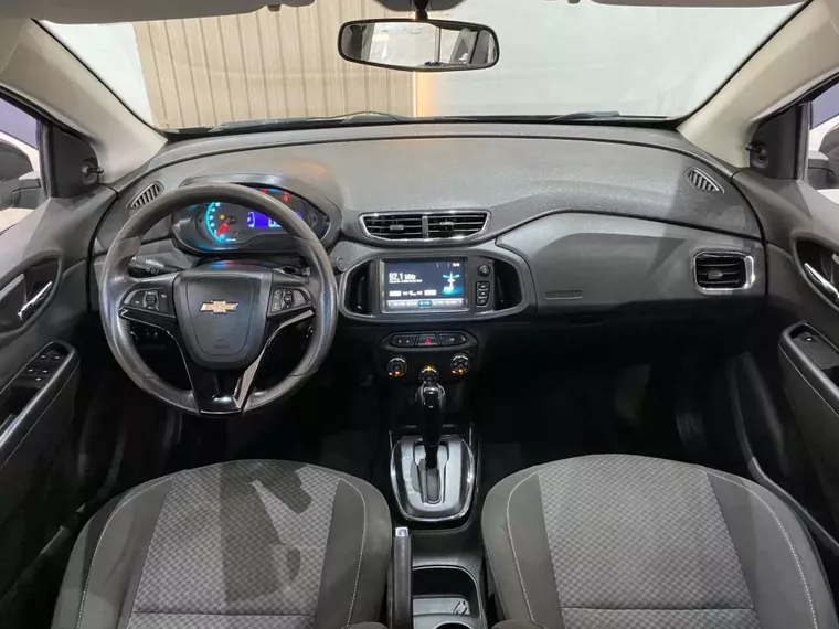 Chevrolet Prisma Cinza 10