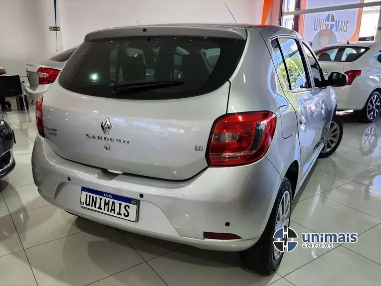 Renault Sandero Prata 5