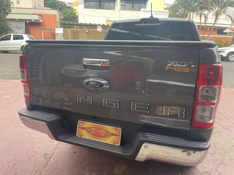 Ford Ranger Cinza 12