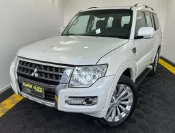 Mitsubishi Pajero Full