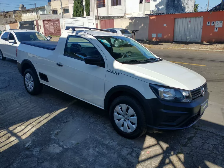 Volkswagen Saveiro Branco 15