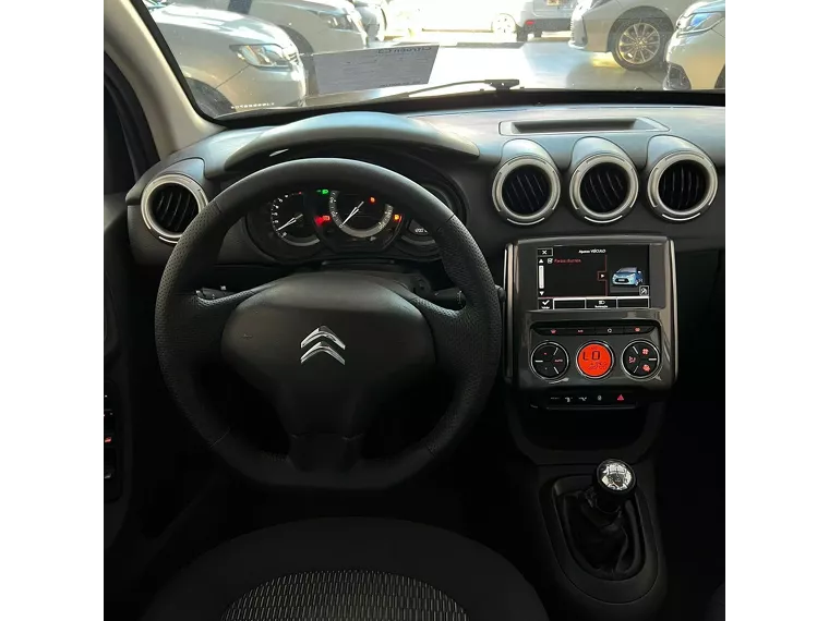 Citroën C3 Prata 16