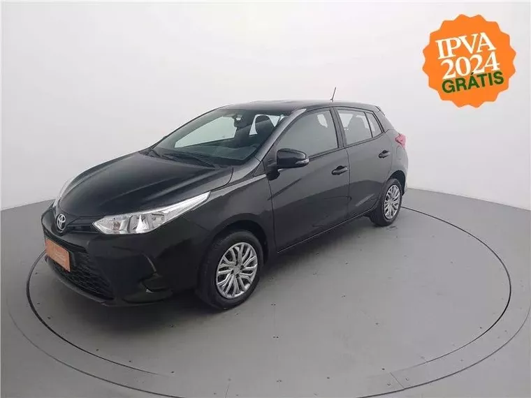 Toyota Yaris Preto 5