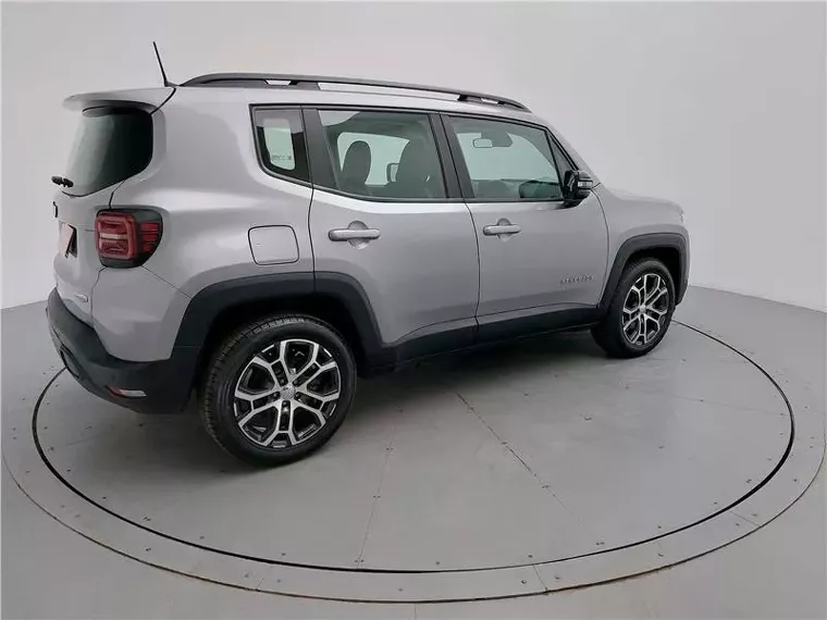 Jeep Renegade Prata 17