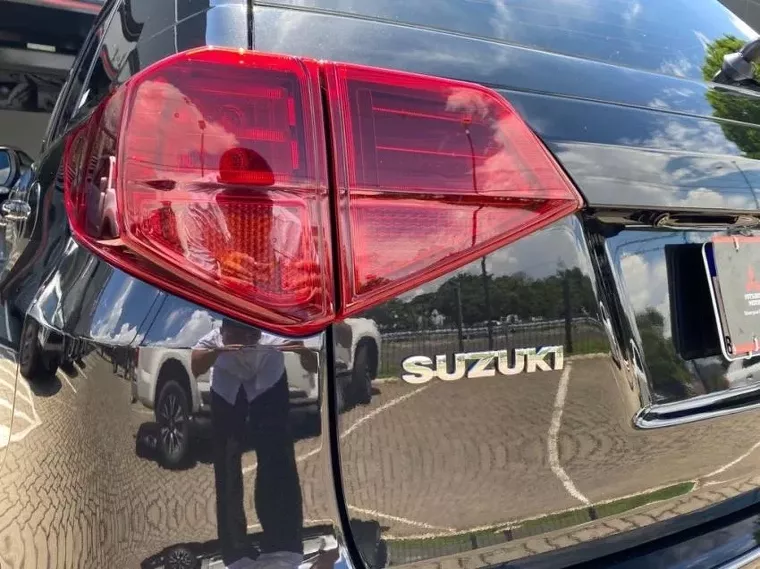 Suzuki Vitara Preto 25