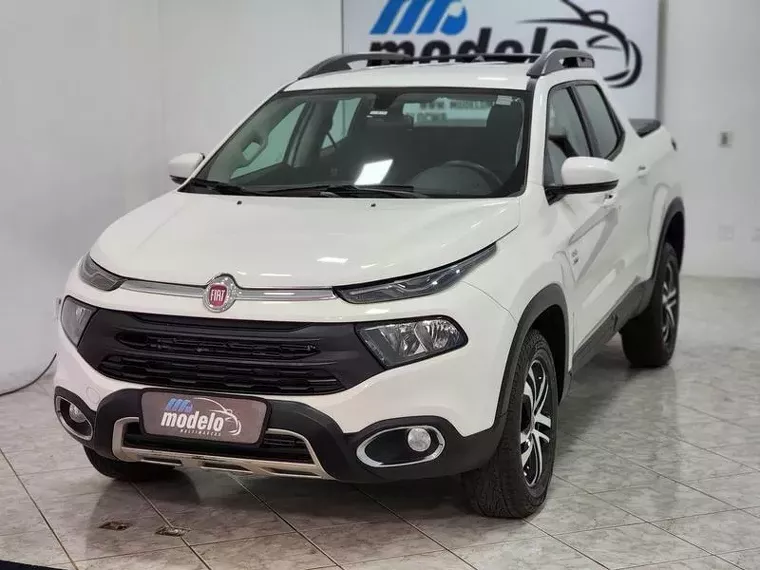 Fiat Toro Branco 10