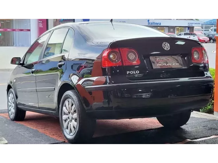 Volkswagen Polo Sedan Preto 9