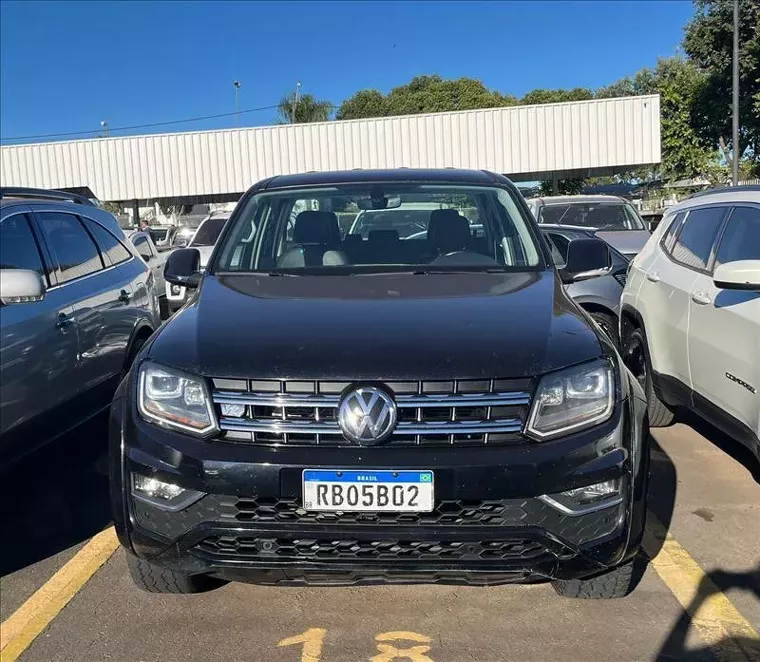 Volkswagen Amarok Preto 1