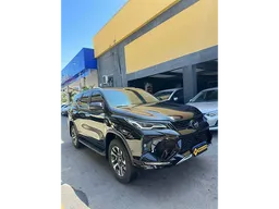 Toyota Hilux SW4
