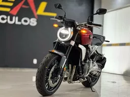 CB 1000