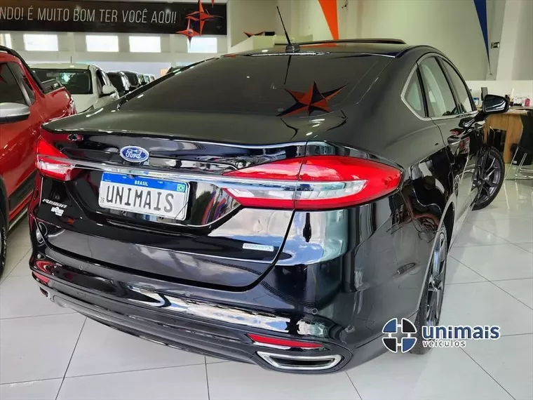 Ford Fusion Preto 13