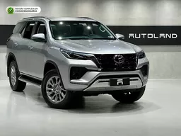 Toyota Hilux SW4