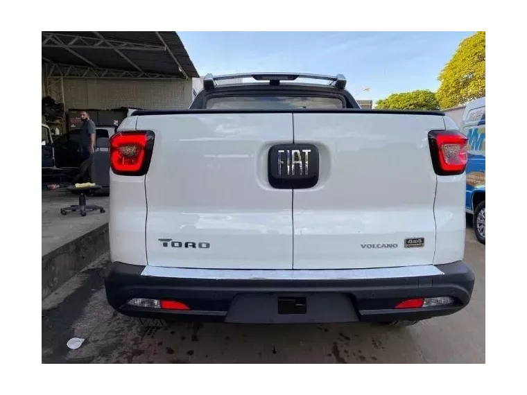 Fiat Toro Vermelho 5