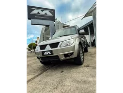 Mitsubishi Pajero TR4