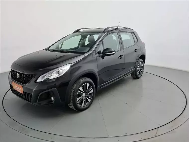 Peugeot 2008 Preto 11