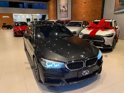 BMW 530i