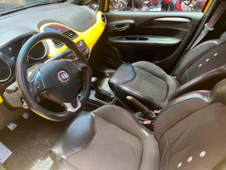 Fiat Punto Amarelo 10