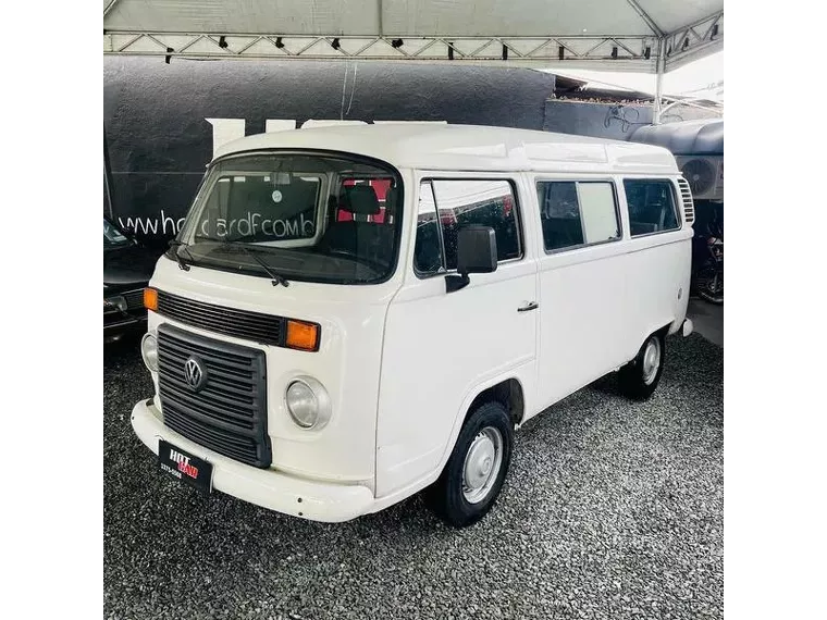 Volkswagen Kombi Branco 9