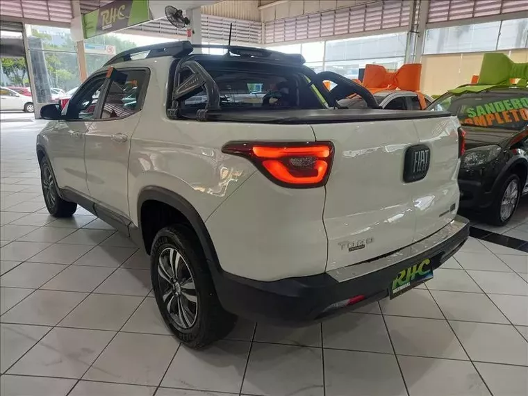 Fiat Toro Branco 10