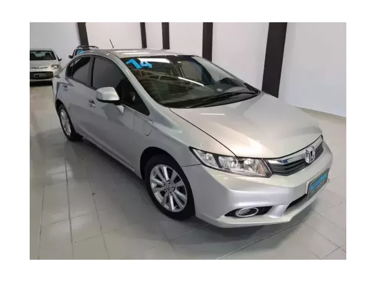 Honda Civic Prata 7